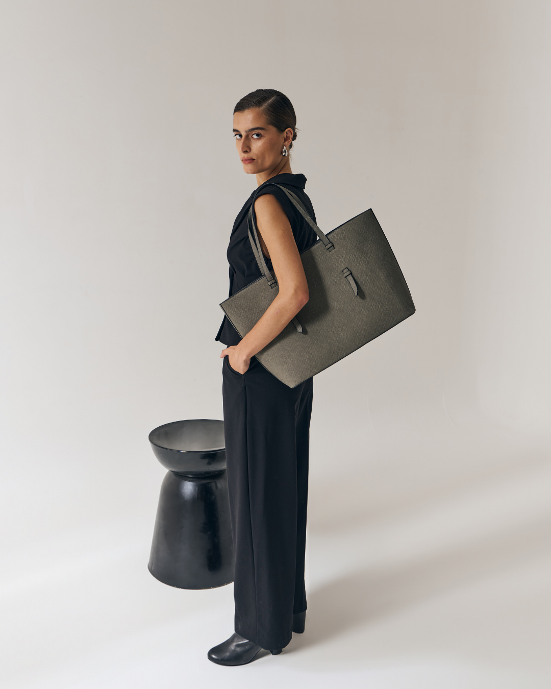 The Dump-All Tote - Grey